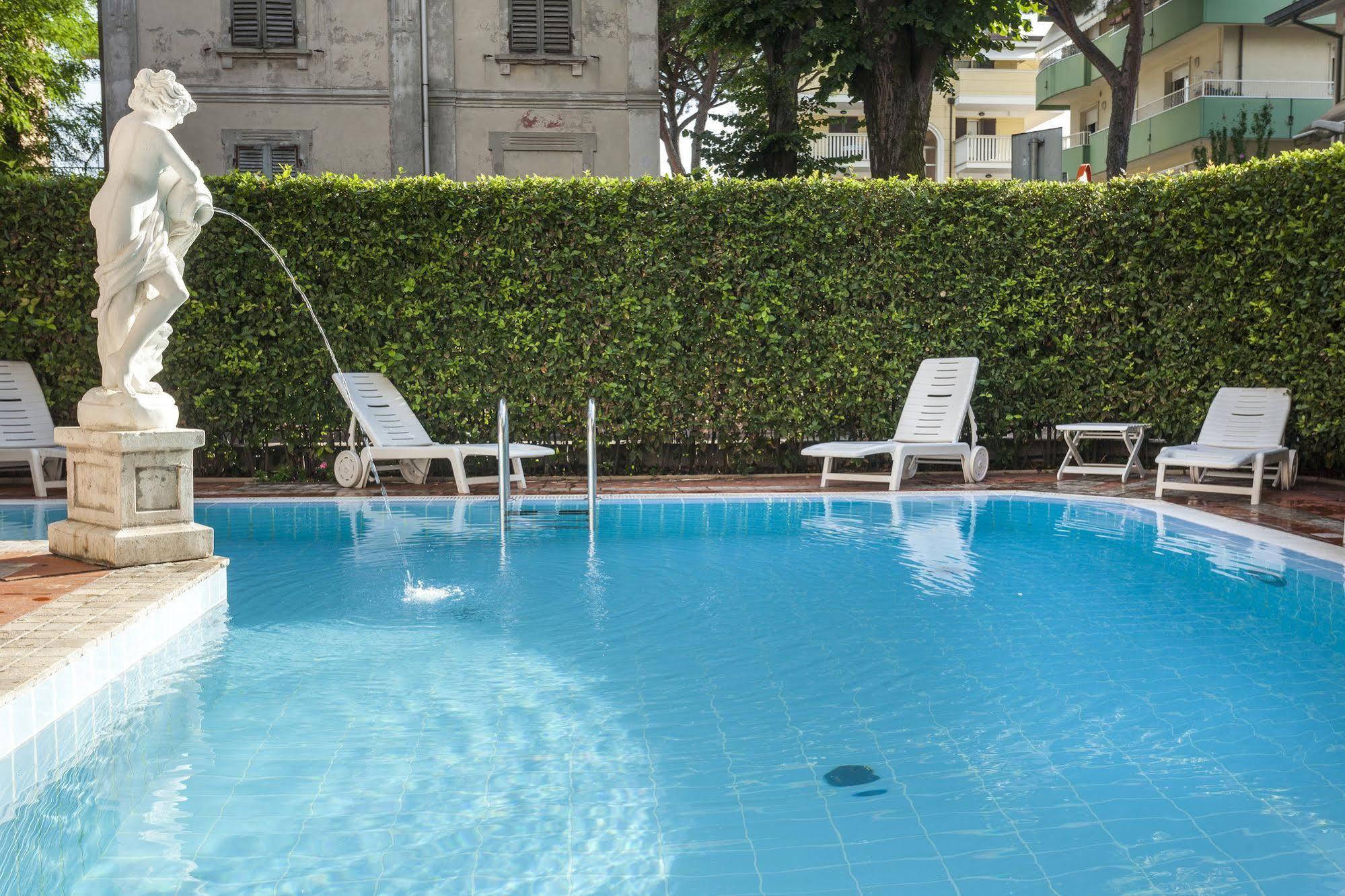 Residenza Villa Lidia Riccione Kültér fotó